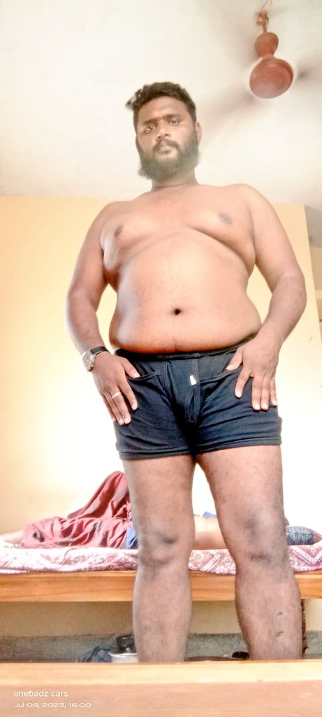 MalligaTea78544's tweet photo. Semma ya vechirukkan🍆🫗😋😛 https://t.co/p0iLdb0J97