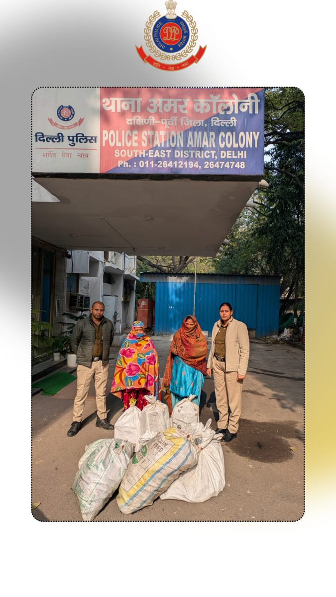 DCPSEastDelhi's tweet photo. #Heavy_blow_on_bootleggers
Today, police staff of PP Shriniwaspuri, Southeast District has done a magnificent job by arresting two lady bootleggers with 924 quarters of illicit liquor and 12 bottles of beer.
@JointCPSR https://t.co/TjdenkyLxW