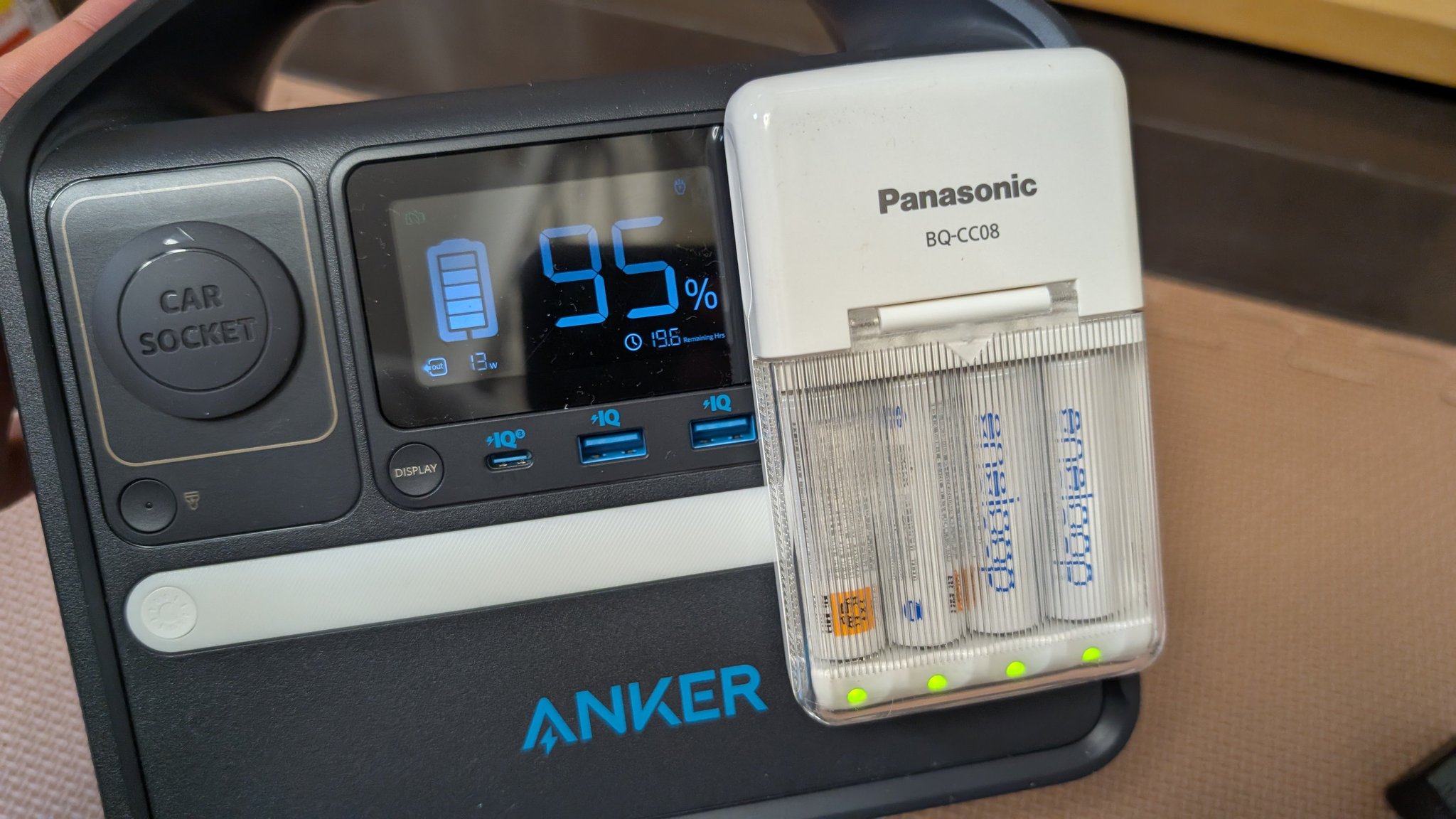ヨドバシ お年玉箱 Anker 521 ポータブル電源 バッテリー KAWATOKO on X: 