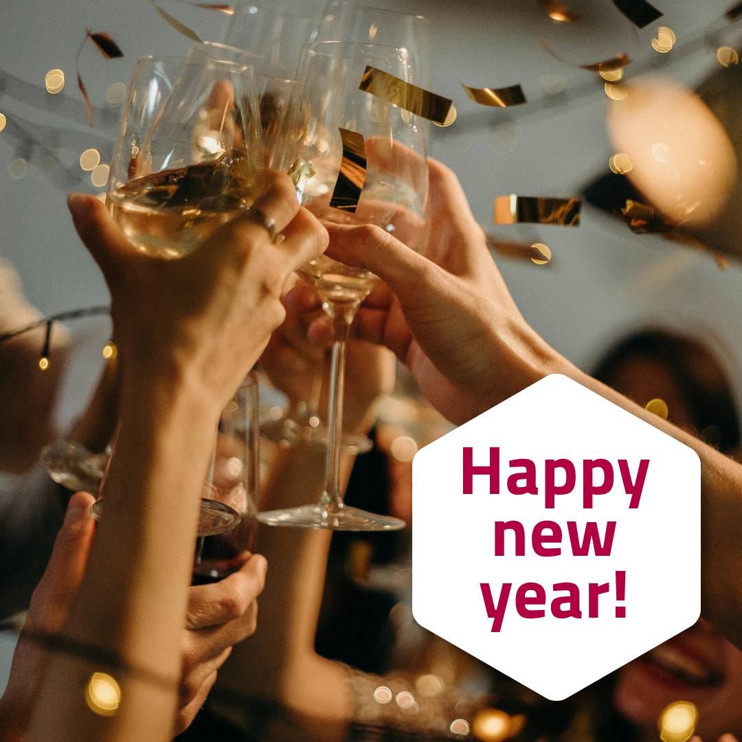 Passend Lezen wenst je een gezond 2025, met veel leesplezier. In verband met nieuwjaarsdag zijn wij gesloten. Uiteraard kun je tijdens de feestdagen streamen via de website, de app van Passend Lezen en andere afspeelapparaten.