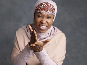 ParallelFacts's tweet photo. Instead of Trying to Convince Nigerians That Tinubu is Working, Why Not Let the Work Speak for Itself? – Aisha Yesufu https://t.co/j9hj7Z0iKZ https://t.co/uVxgUc1O40