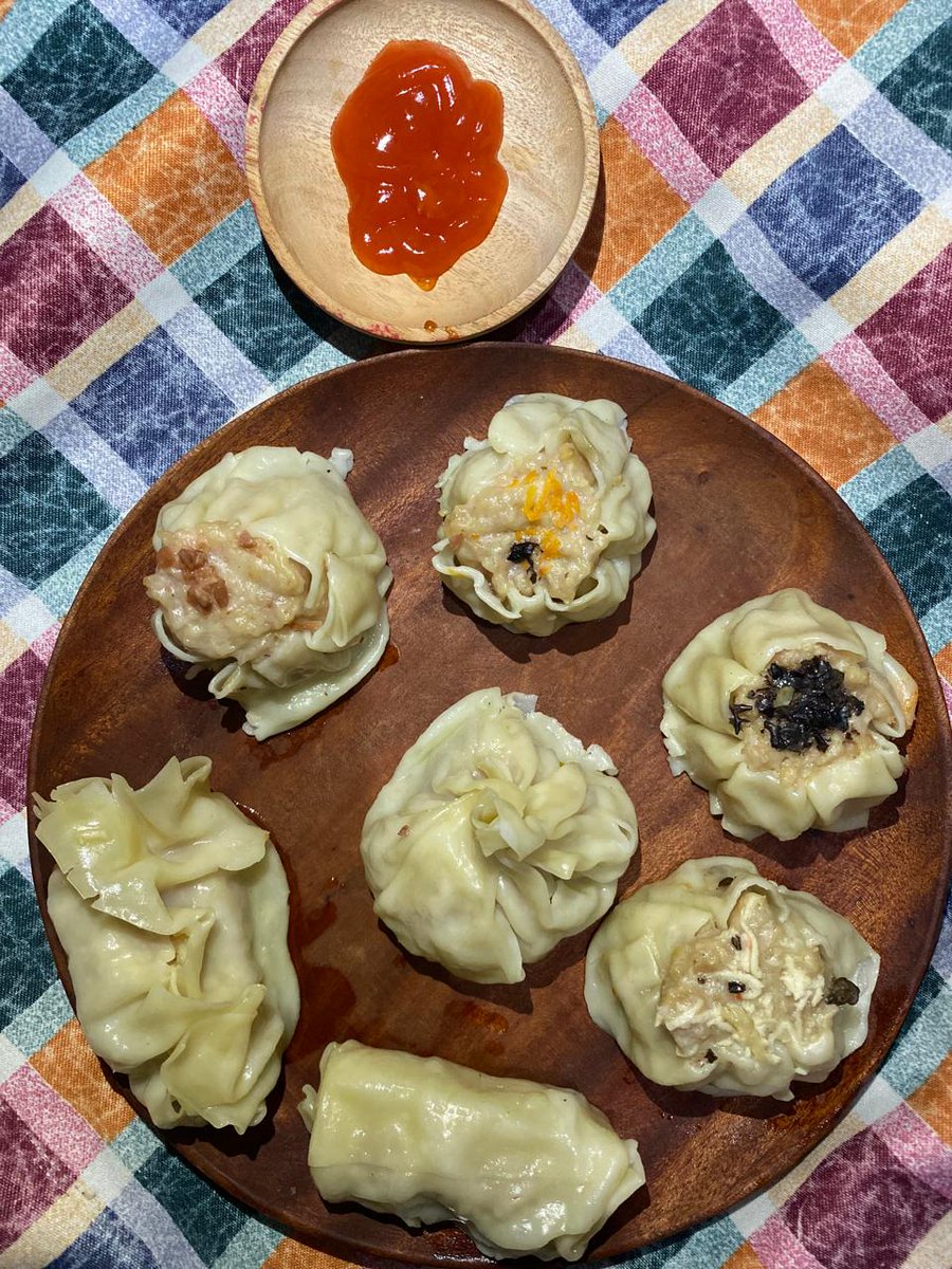 bakuldimsum_'s tweet photo. 💐Yang mau order dimsum ayam boleh DM💐
✨ Harga 30rb/10pcs
✨Pengiriman dari TGR via paxel(all Jabodetabek flat ong 20rb max 5porsi), gojek, lalamove
✨Tahan 1bln di frezer
✨Bisa Jumat berkah
✨Dimsumnya pernah di order pak Anies loh
Tolong bantu RT. Tolong di larisin 🫶 https://t.co/Wpvwfj66KB