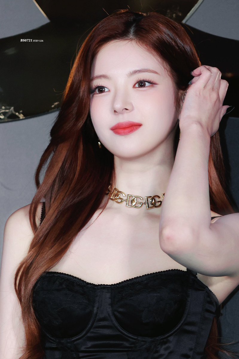 𝟳𝟮𝟭.𝘇𝗶𝗽 tweet media