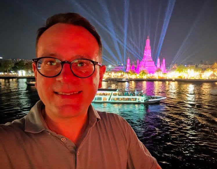 First time in Bangkok. Happy new year friends and family!

#german #HappyNewYear2025 #Welcome2025 #