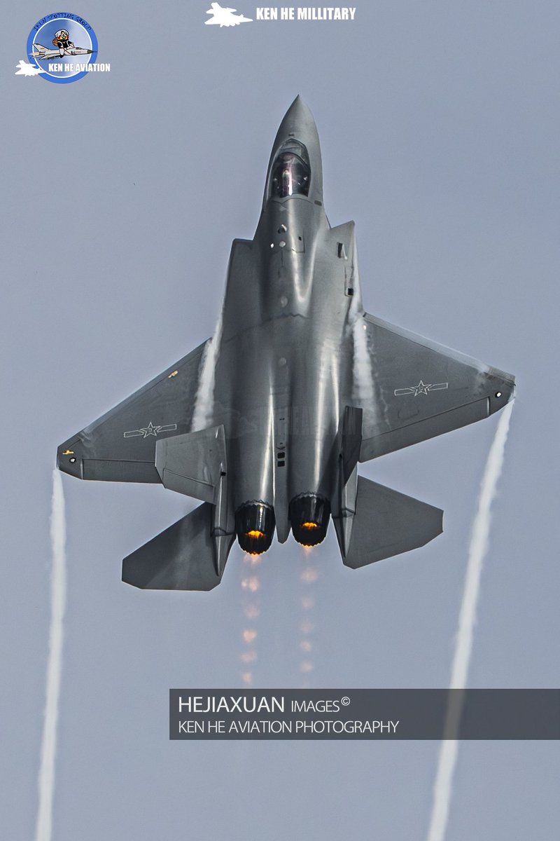 KenHe1587199's tweet photo. Shenyang J-35A pull up after fly by Zhuhai airport , with using afterburner. Shot at Zhuhai Airshow #J35 #aviation #airshow #militaryaviation #aviationphotography #chinamilitary #peoplesliberationarmy #ZhuhaiAirShow2024 #airshowchina2024 https://t.co/koGPgOrGdo