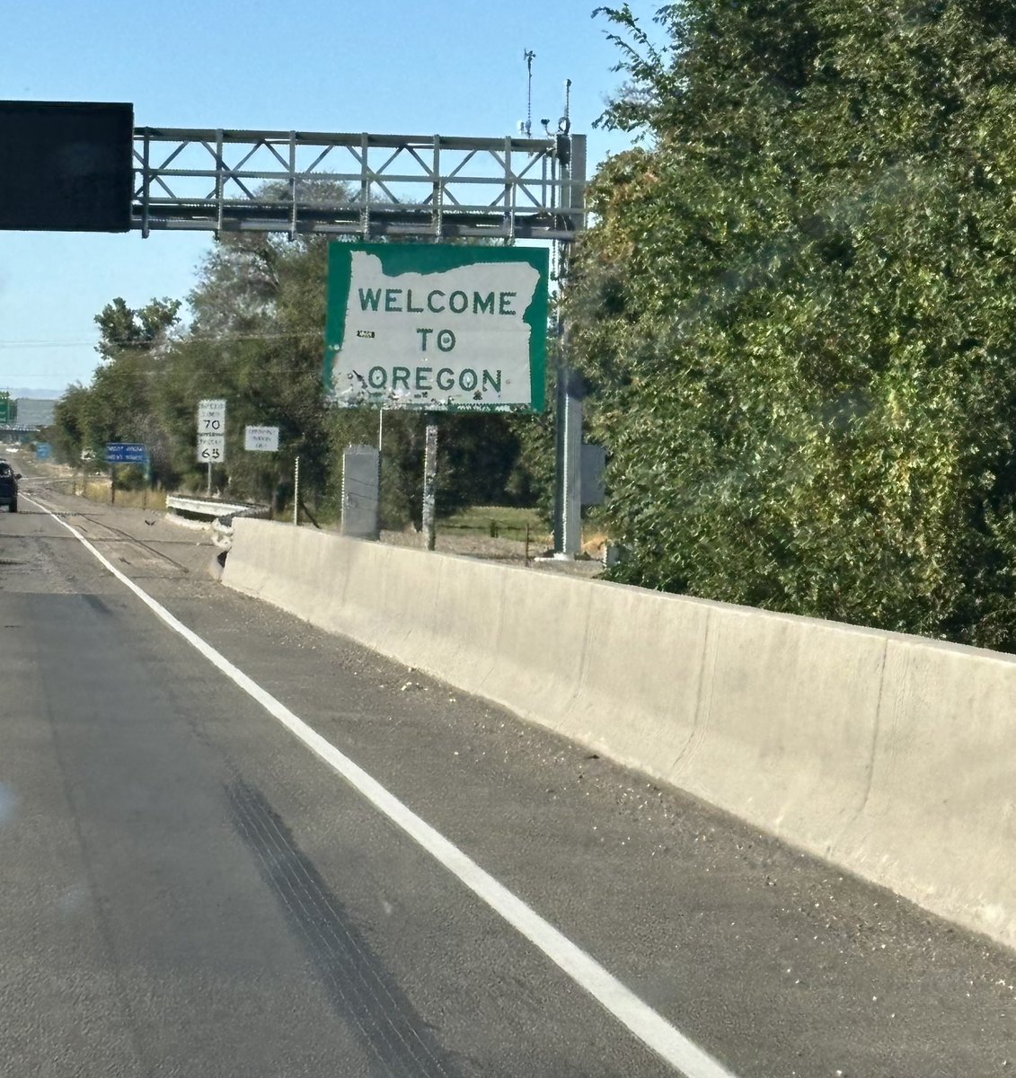 SomeCallMeCap's tweet image. I left Portland in 2016 after a bad breakup. I wanted so badly to return by the time I was 40. I had given up on that dream, until a random call in June. 8 weeks later, @detnurselady and I made the move. I’m so lucky and thankful that we get to start 2025 in Portland.