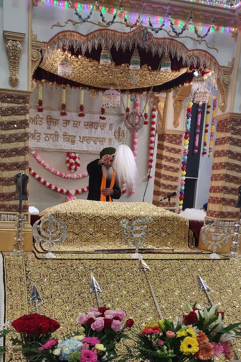 #HappyNewYear2025 
Wishing everyone a happy and blessed new year 🎊 🙏