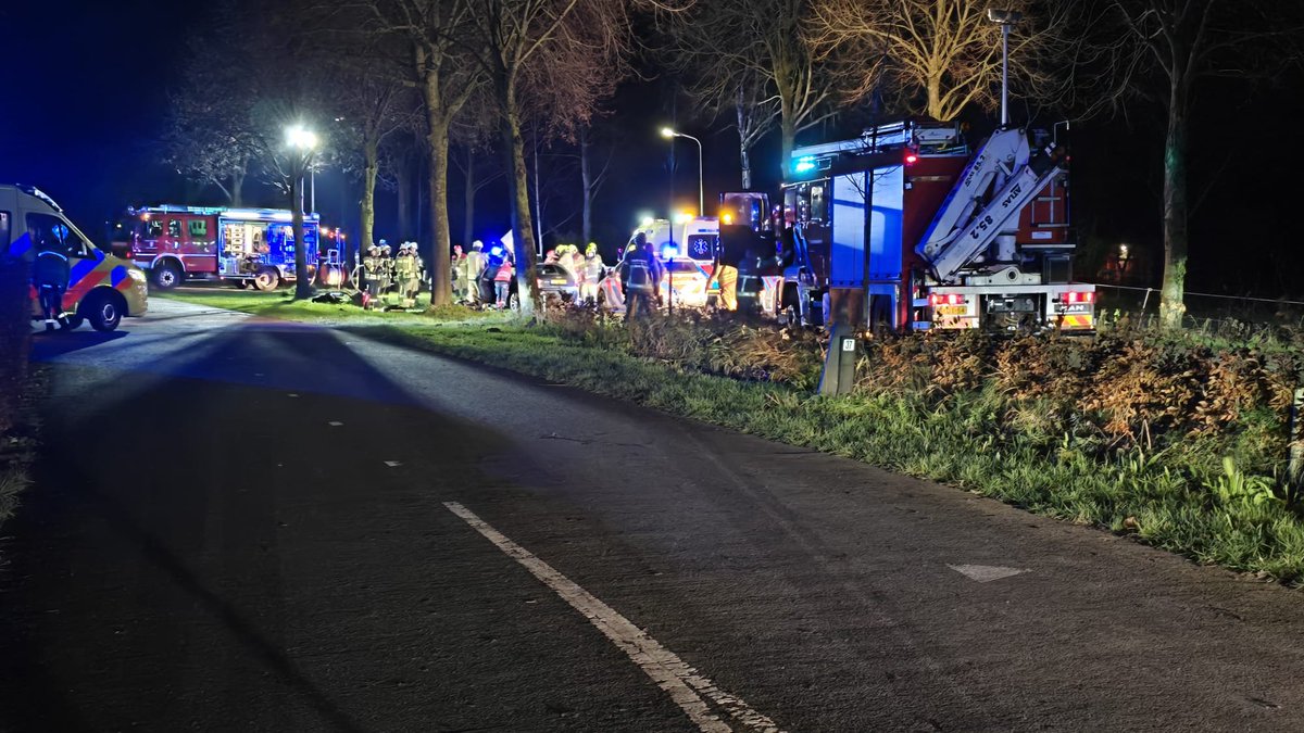 Politieachtervolging eindigt met ongeval in Rekken