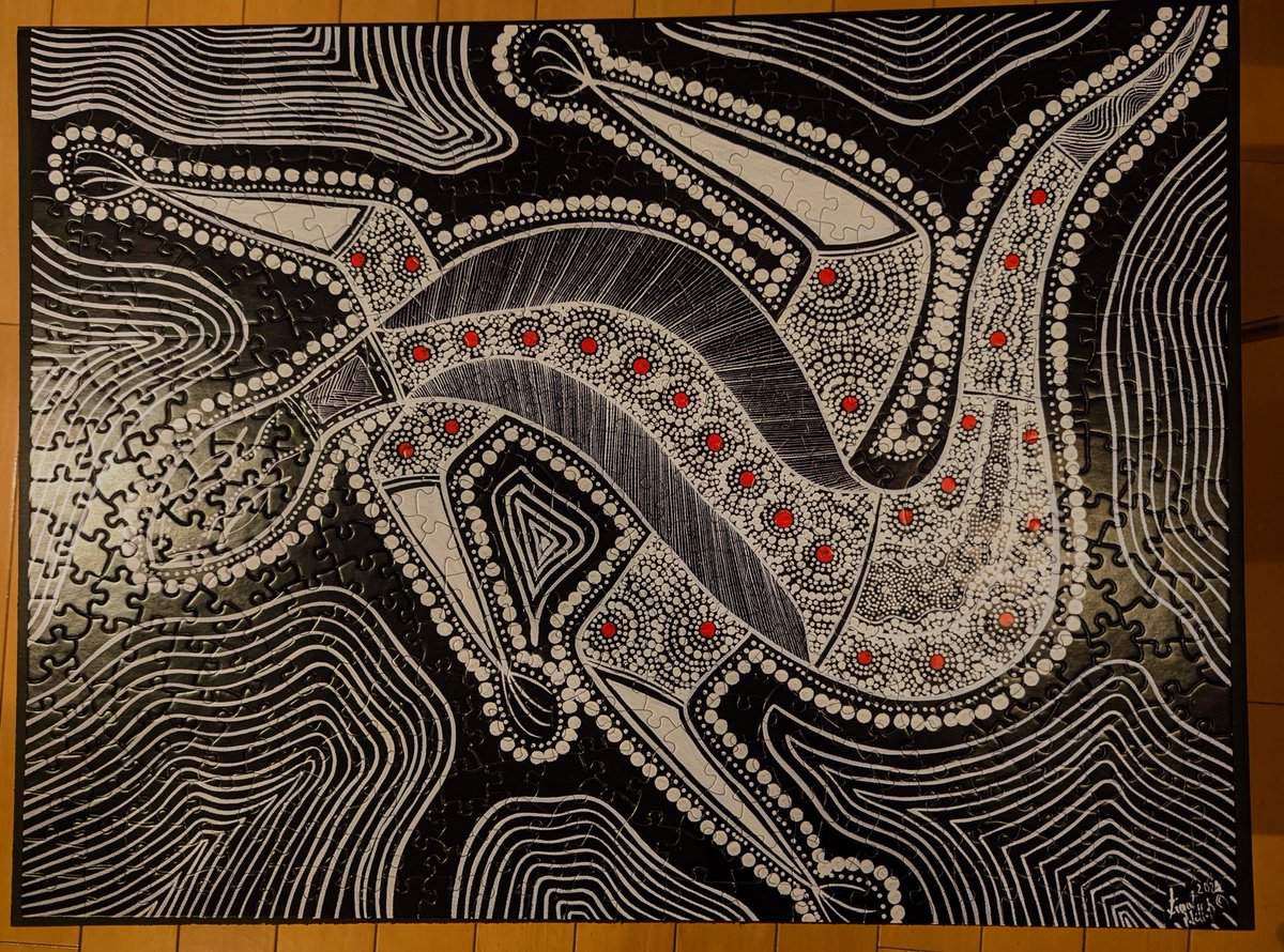 Shedding its skin, a natural process, symbolising rebirth and transformation. #Year2025 #ccrdownunder <a href="/CritCareReviews/">Critical Care Reviews</a> <a href="/precordialthump/">Chris Nickson @precordialthump.bsky.social</a>