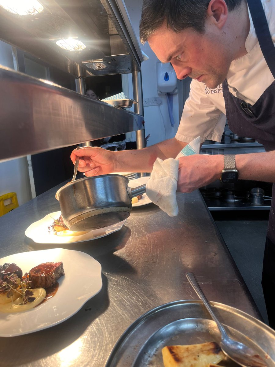 Serving up a delicious start to 2025 🥂

Last night, we had the pleasure of welcoming guests to ring in the New Year. Our chefs prepared five exquisite courses and festive canapés, all topped off with a sparkling toast to welcome 2025.

Happy New Year, folks!