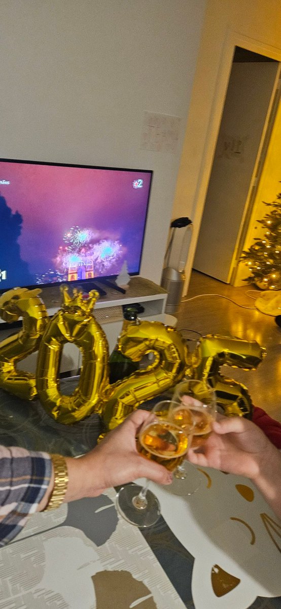 Natyif's tweet photo. #2025newyear https://t.co/KH6HWpqe4y