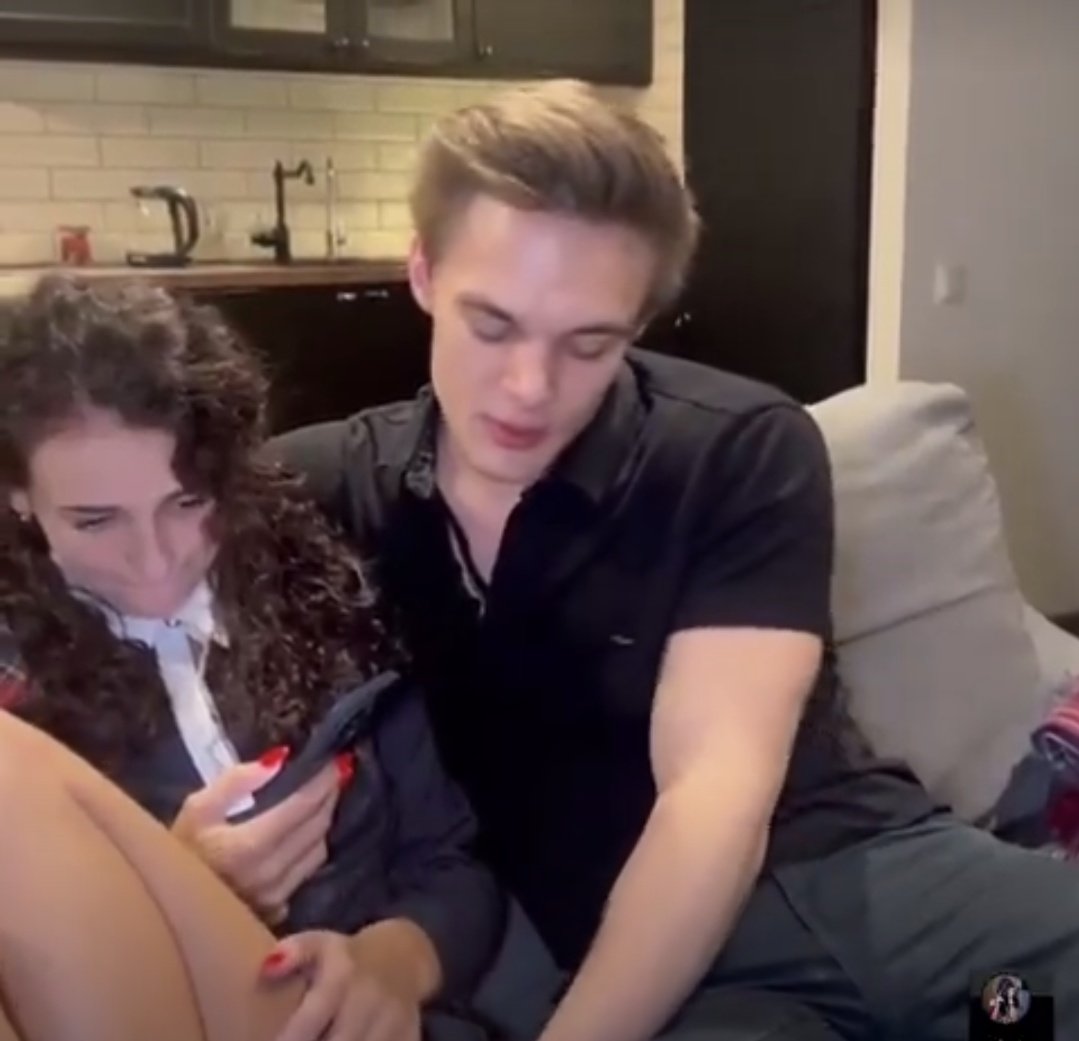 Gen Z do-ing fre@ks 
A Thread'🎥