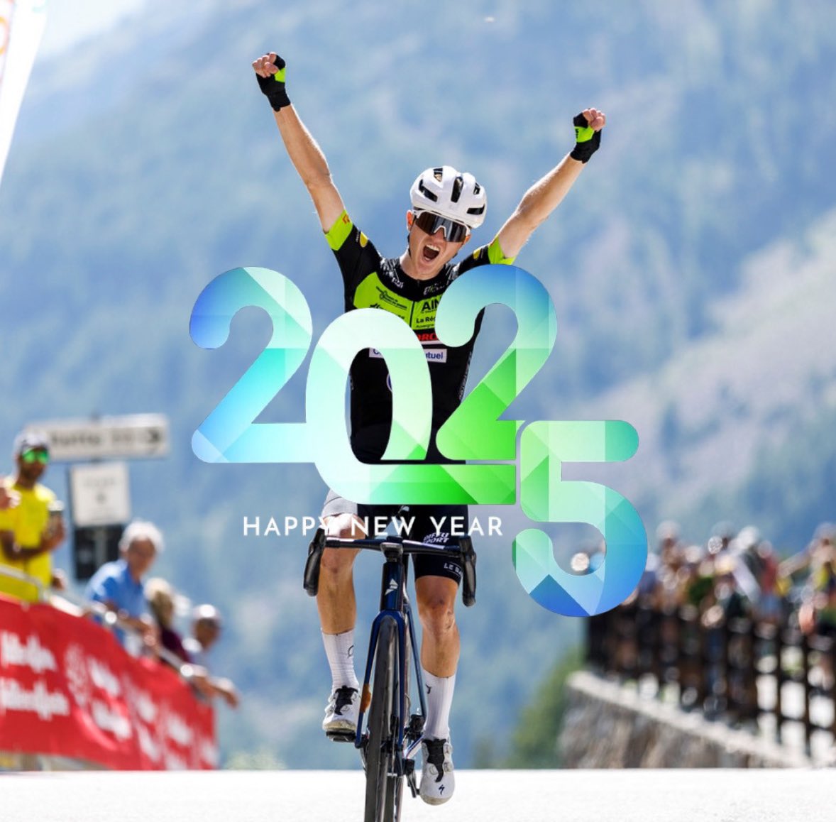 Giro Valle d'Aosta (@girovda) on Twitter photo Il #girovda augura a tutti un buon 2025 Il #girovda augura a tutti un buon 2025