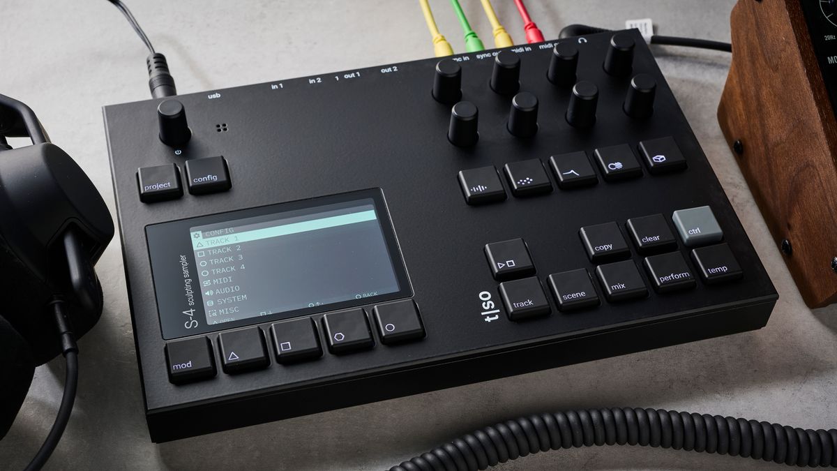 “The experimental effects box and sample mangler you didn't know you wanted… but it's not quite finished”: Torso Electronics S-4 review trib.al/Lxvvq4H
