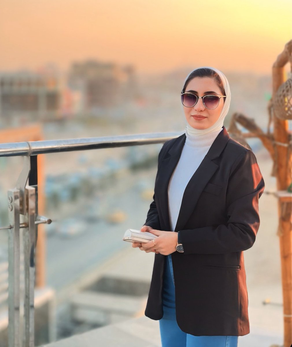 OmaimaAltaee's tweet image. Grateful for every moment and person who was a part of my journey in 2024. Wishing you all happiness and success in 2025 🌟.