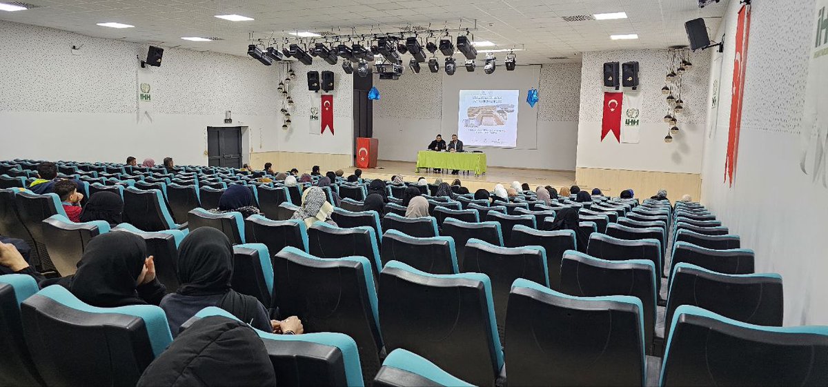 Veli Toplantısı Gerçekleştirildi 

2024-2025 eğitim öğretim yılı birinci dönemin son veli toplantısı konferans salonunda gerçekleştirildi. Okul müdürümüz genel bilgilendirme yaptıktan sonra velilerin soruları cevaplandırıldı +