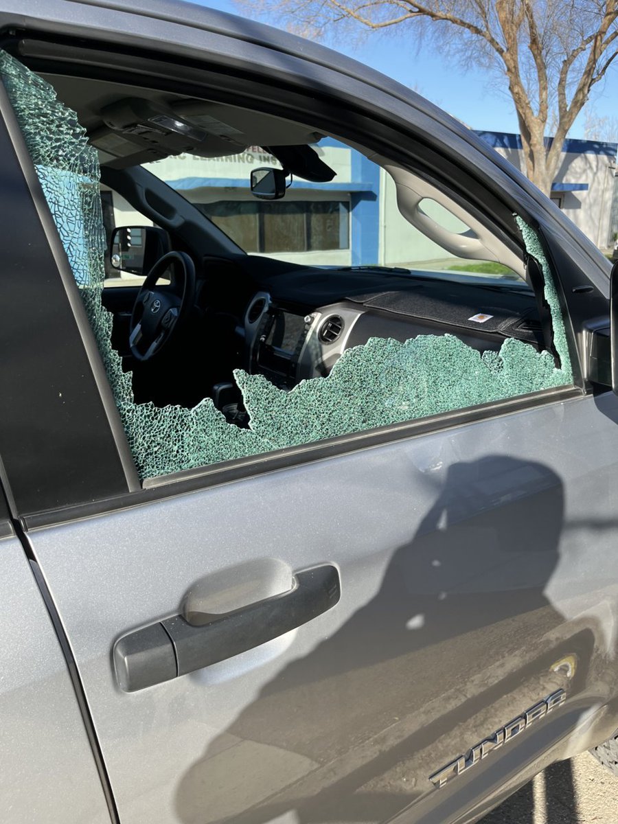FoxTinting's tweet photo. Without and With Anti Smash and Grab Window Film.
#CallTheExperts
Fox Tinting Services.
📍Mbabane, Manzini, Matsapha
79298429/78158606 for a quote https://t.co/gRnytOgG0j