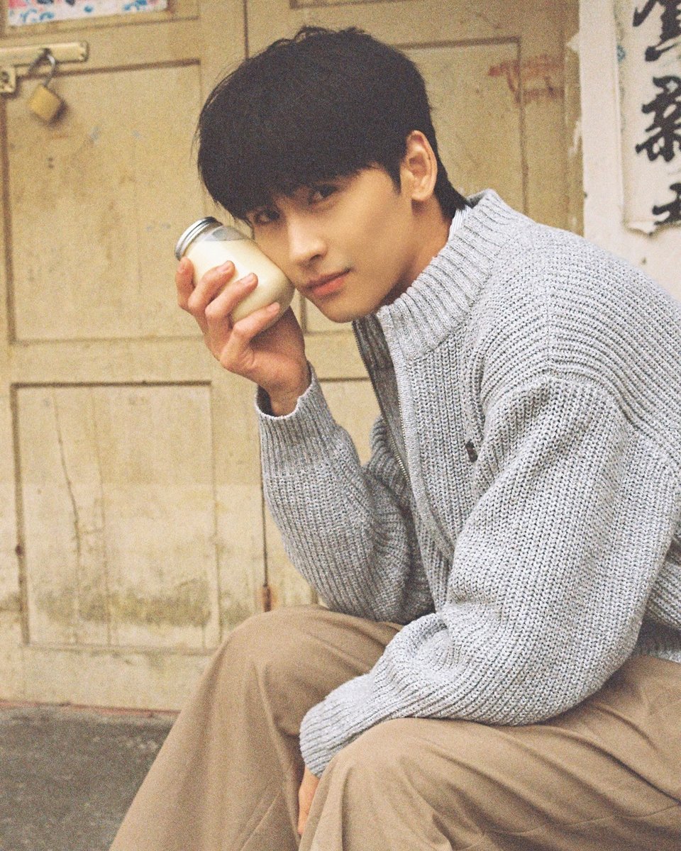 rqttdbnt's tweet photo. 20250101 HuangJunJie IG update

Hello~2025

#HuangJunJie #黄俊捷 #Guangjie #Lanjiu #光捷 #澜久 #TheSpirealm #致命游戏 https://t.co/A9kXZThoBj