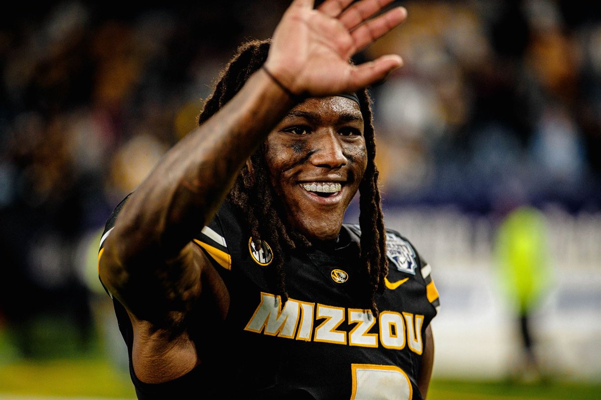 💛🖤<a href="/toriano2x/">Toriano Pride Jr.</a> <a href="/MizzouFootball/">Mizzou Football</a>