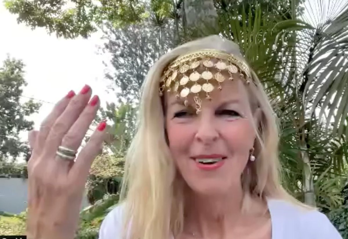 Paul Andrews (@vanillaweb) on Twitter photo Why not Catchup with the #BBunker Radio Show with
The Queens <a href="/julesserkin/">jules serkin</a> message from Africa
kentbusinessradio.co.uk/show-712/ Why not Catchup with the #BBunker Radio Show with
The Queens <a href="/julesserkin/">jules serkin</a> message from Africa
kentbusinessradio.co.uk/show-712/
