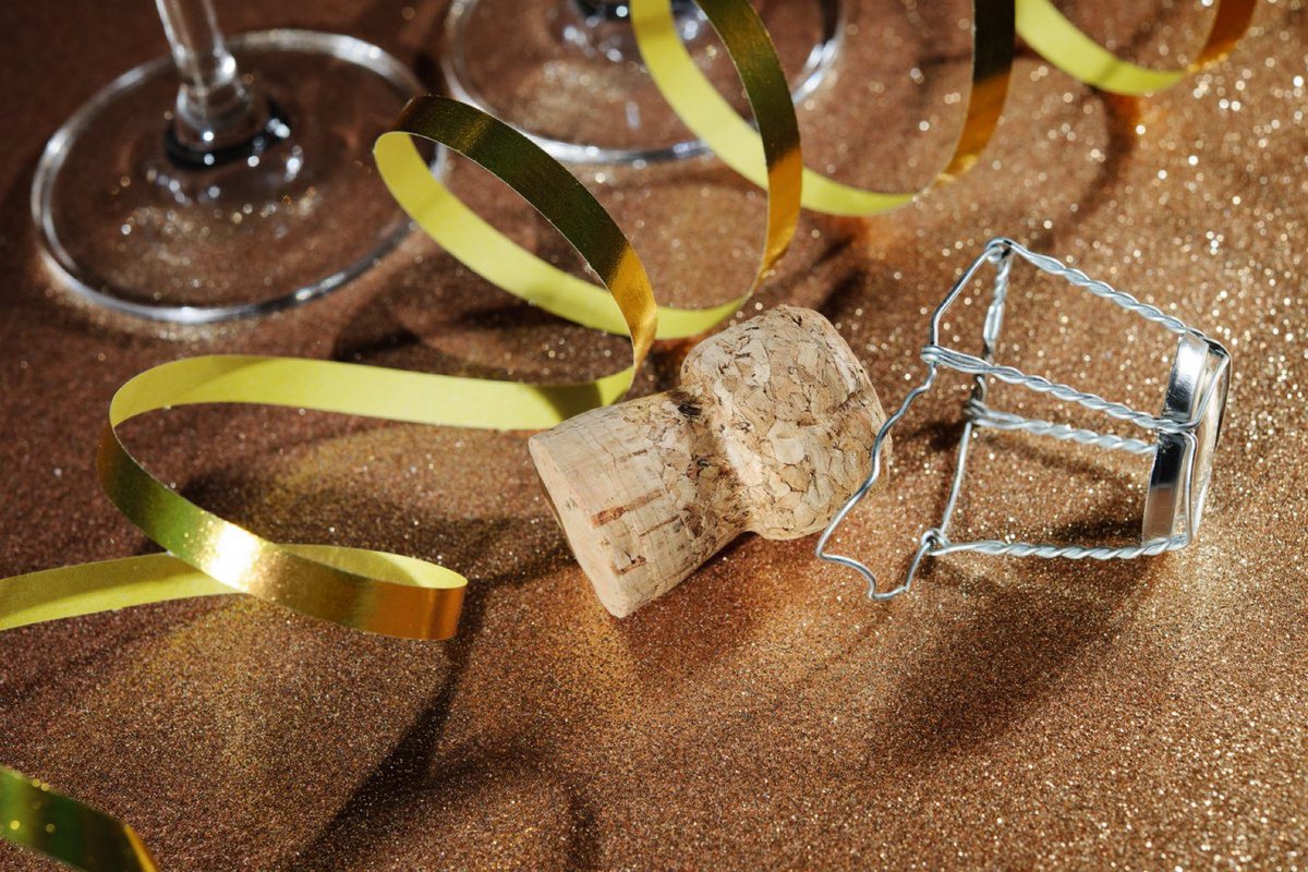 Wij wensen u een geweldig nieuw jaar, vol met nieuwe mogelijkheden! En met vooral veel gezondheid, plezier en geluk. #wldebat