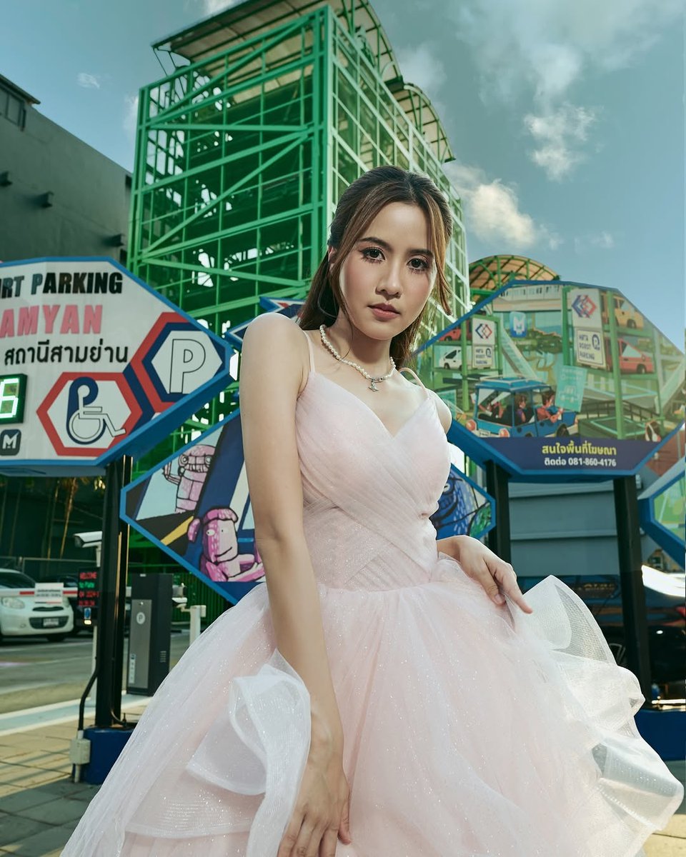 kkn1104's tweet photo. เจอที่จอดรถสะดวกๆละ จอดรถง่าย ชิล ขอบคุณพี่คนสวยที่มาแนะนำPark Plus ให้รู้จักนะคับ หลังจากนี้ไม่ต้องคิดเยอะเรื่องหาที่จอดรถละ
#NamneungMilinD
#ParkPlus #Smartparking
#เครื่องจอดรถอัตโนมัติ https://t.co/oviHuPaVm1