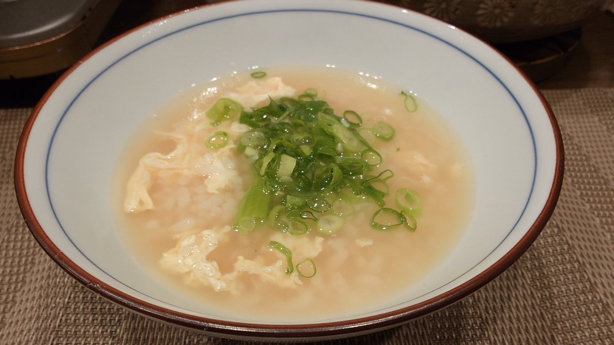gamafugusumo's tweet photo. 🍶宗玄純米酒 石川門
能登半島飲んで応援！
ふぐ白子はきざみニンニク、黒胡椒でスパイシーに🤭
神ゴッドです���🙌🙌
シメは残念な娘の作ったぞーすいで🥰 https://t.co/bme0UDAiSg