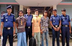 নওগাঁয় আন্তঃজেলা চোরচক্রের ৩ সদস্য গ্রেফতার