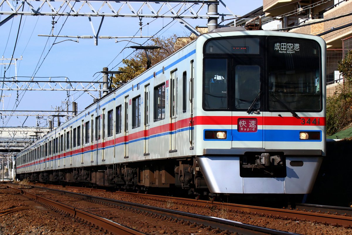 katabami8810's tweet photo. #2024年自分が選ぶ今年の4枚 
こんな感じですかね
2025年もよろしくお願いします https://t.co/yix3e5w4Ct