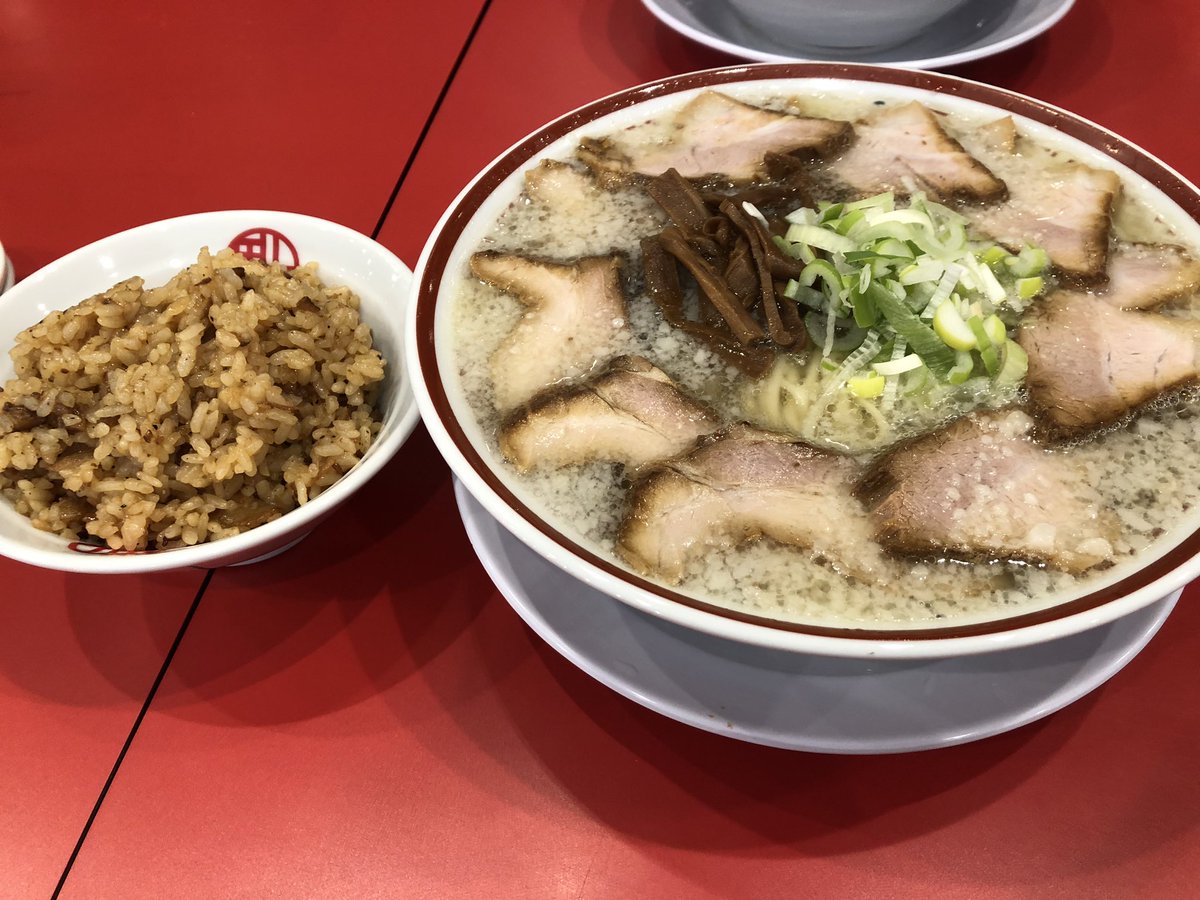 mi_90_2's tweet photo. おせち https://t.co/dEgJvmJaOO