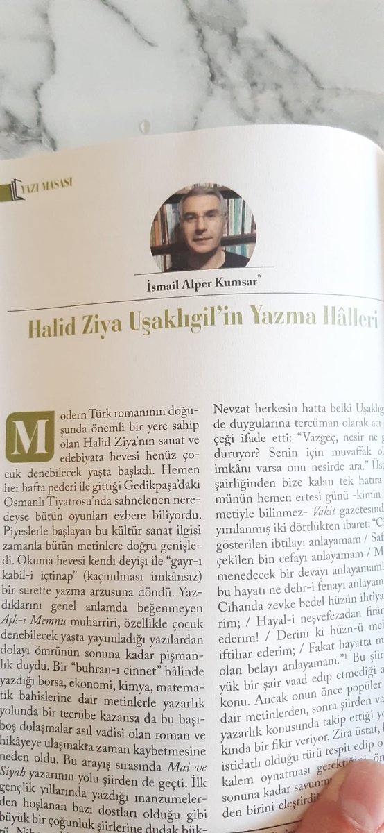 Şiraze dergisinin son sayısında Halid Ziya Bey'in yazarlık sırlarına temas ettim. Selamlar...