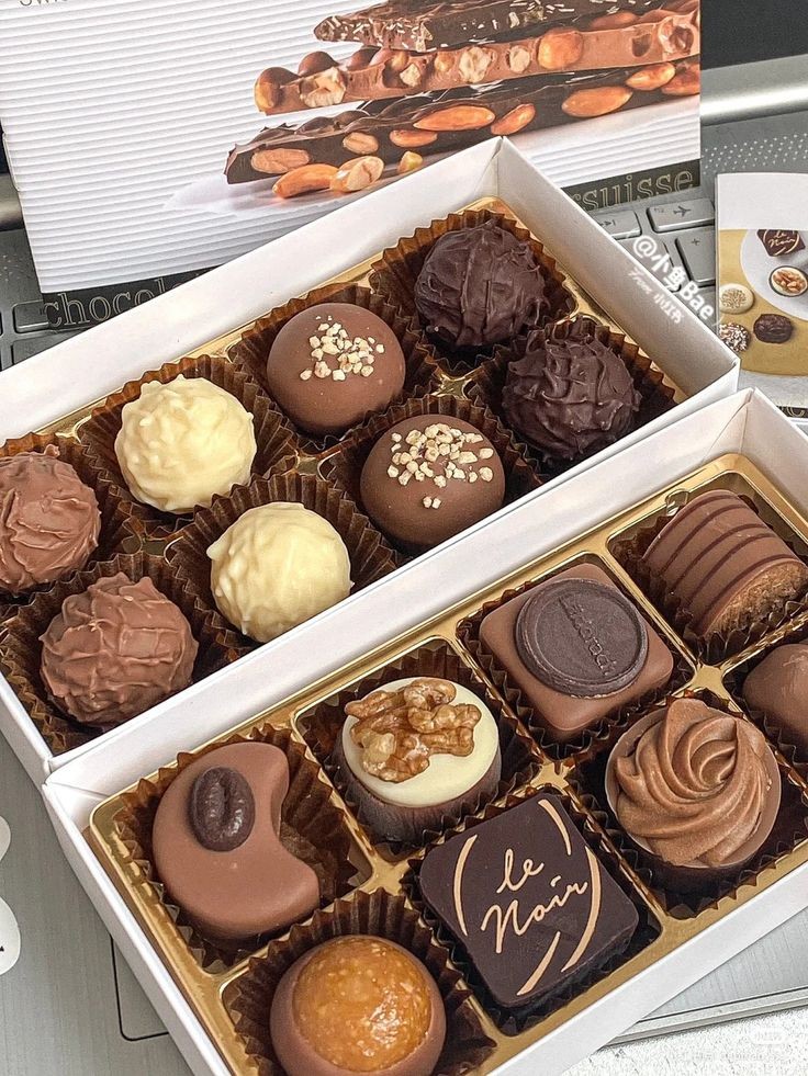 Miyeonie 🍒 tweet media