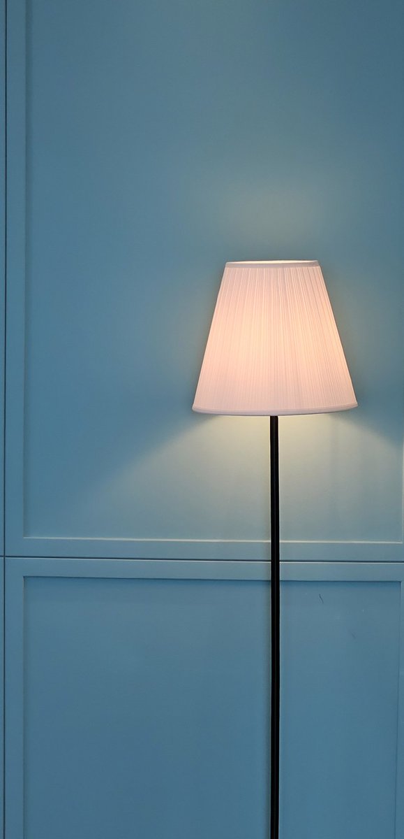 실망과 상처는 그 사람 때문이 아니라
그 사람에 대한
나의 헛된 기대 때문이었다는 것을.