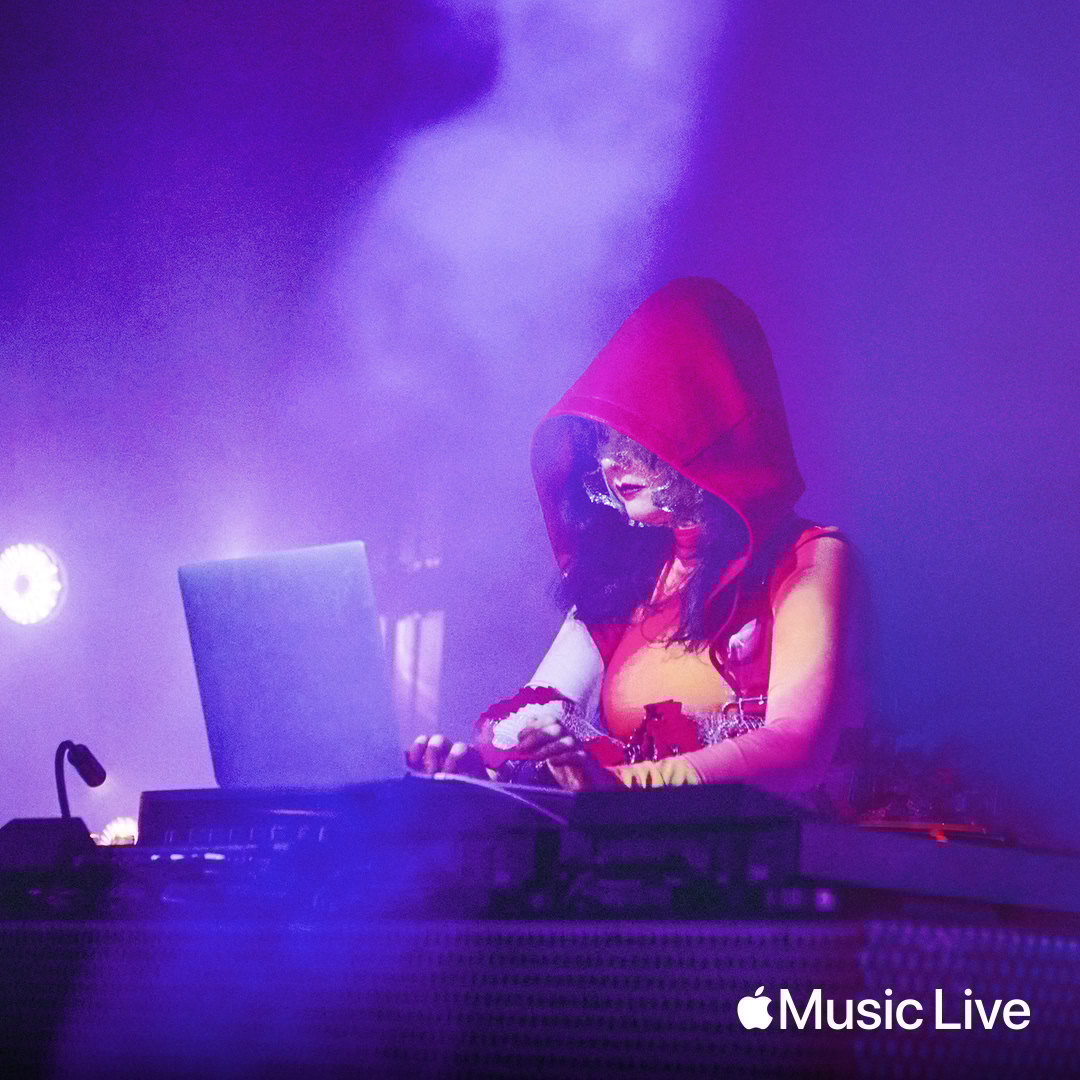 #AppleMusicLive DJ Set playlist now available on Apple Music @applemusic ~ apple.co/BjorkMix