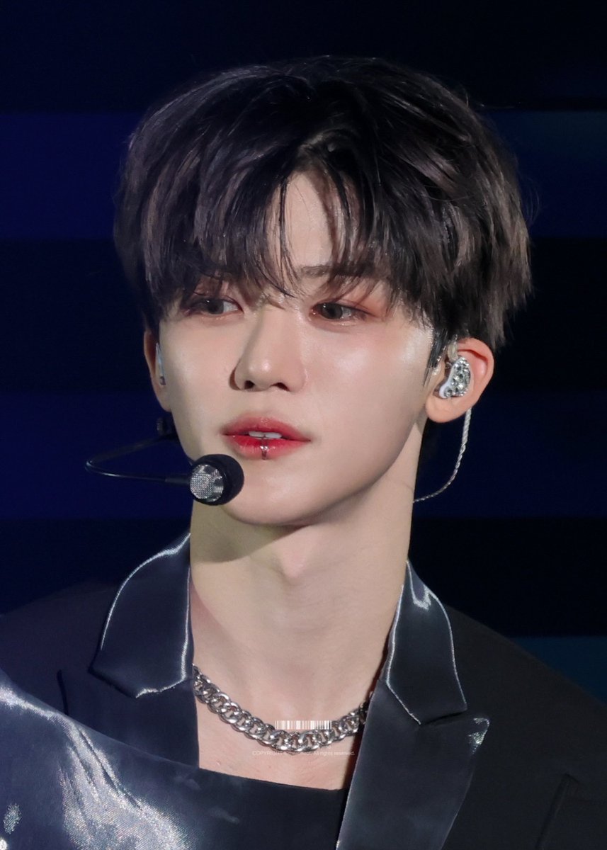 njmhae's tweet photo. he looks like a doll https://t.co/XCvWqtKS6K