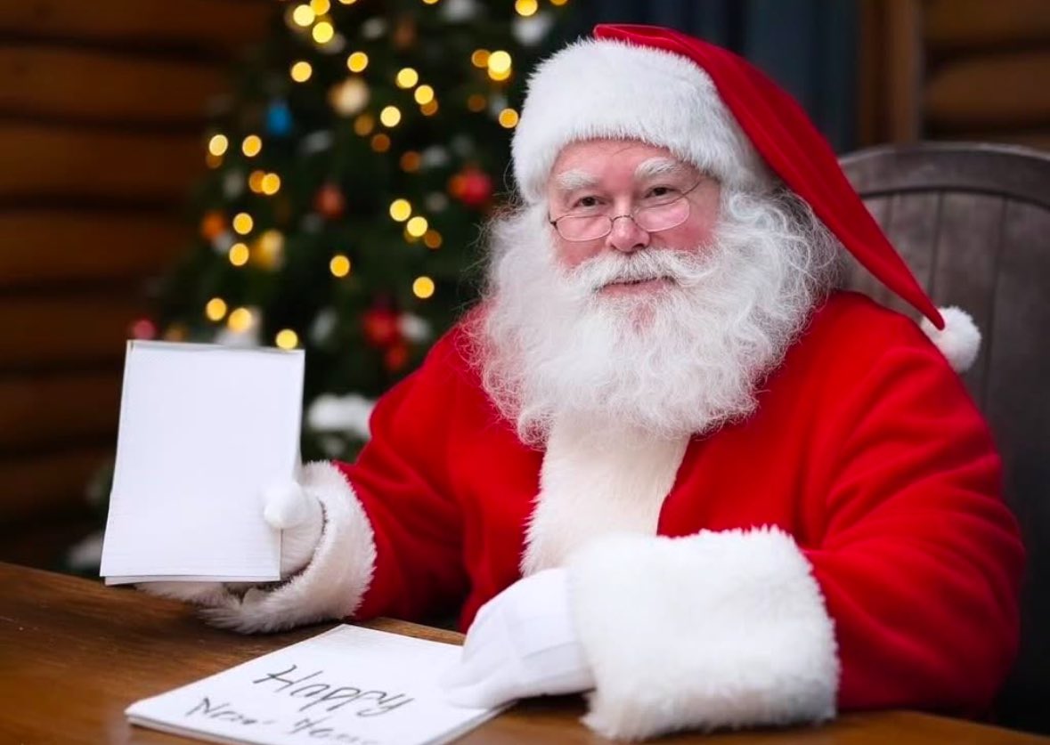 Əziz dostlar,
Yeni ilinizi ürəkdən təbrik edirəm! 🌟
2025-ci ilin hər anı sizə sevgi, xoşbəxtlik və uğur gətirsin. Yeni il yeni ümidlər, yeni başlanğıclar və yeni zirvələr deməkdir.
Yeni ildə arzularınız gerçəkləşsin! 
Bütün xoşbəxtliklər sizinlə olsun!

Sevgi və hörmətlə...