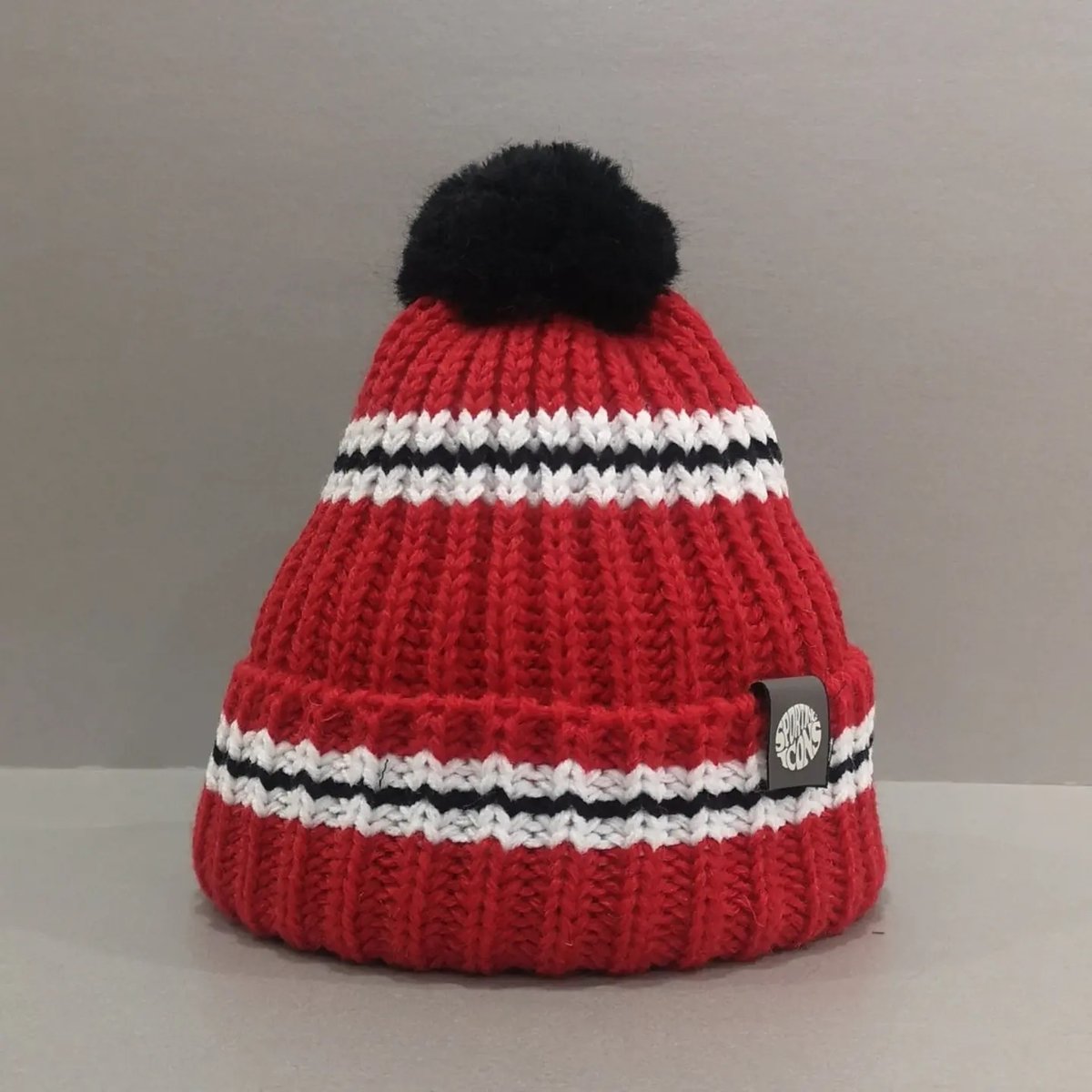 This weekend, one of you will be winning the final remaining UBF Bobble (never to be remade) which I've been keeping hold of. Thank you again to <a href="/SportingIconsUK/">Sporting Icons</a>
Question is, who's in?? #mufc