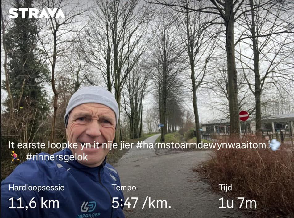 De earste kilometers binne wer makke 💨🏃‍♂️#rinnersgelok <a href="/LoopGroepDokkum/">Loop Groep Dokkum</a> <a href="/loopmaatjes/">Loopmaatjes</a>