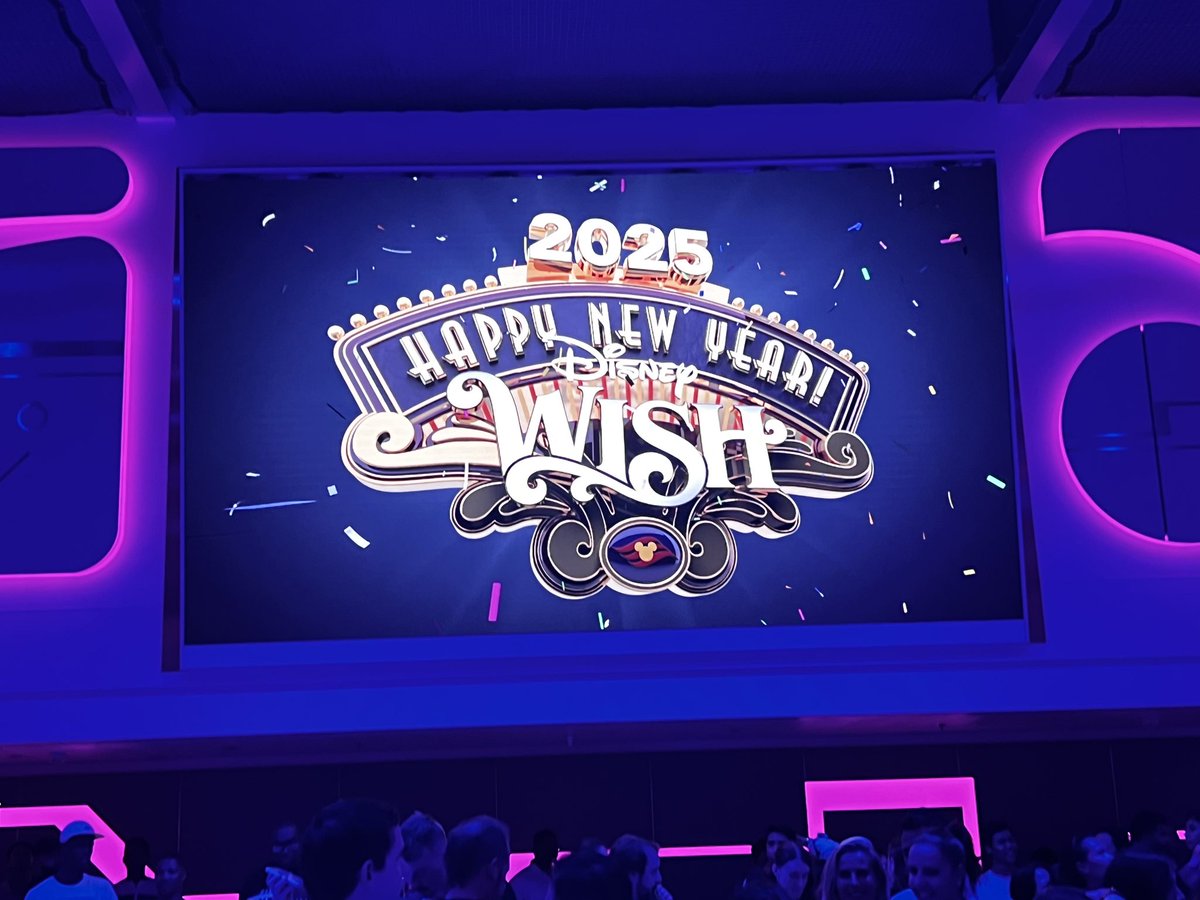 DCL_CRUISE_NERD's tweet image. Happy New year Cruise nerds!! Hope this year brings is as magical, wonderful, dreamingful, fantastic, full of wishes and many buried treasures!! Also all the health and happiness to you all. #dclcruisenerd #happynewyear #disneycruiseline