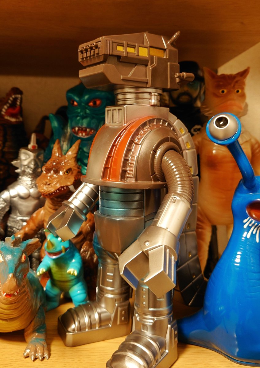 あけましておめでとうございます！
今年の初ソフビはY・MSFさんのメカギラスです✨