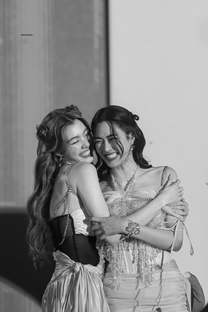 sleepybsh's tweet image. some things never change 🥺🥺