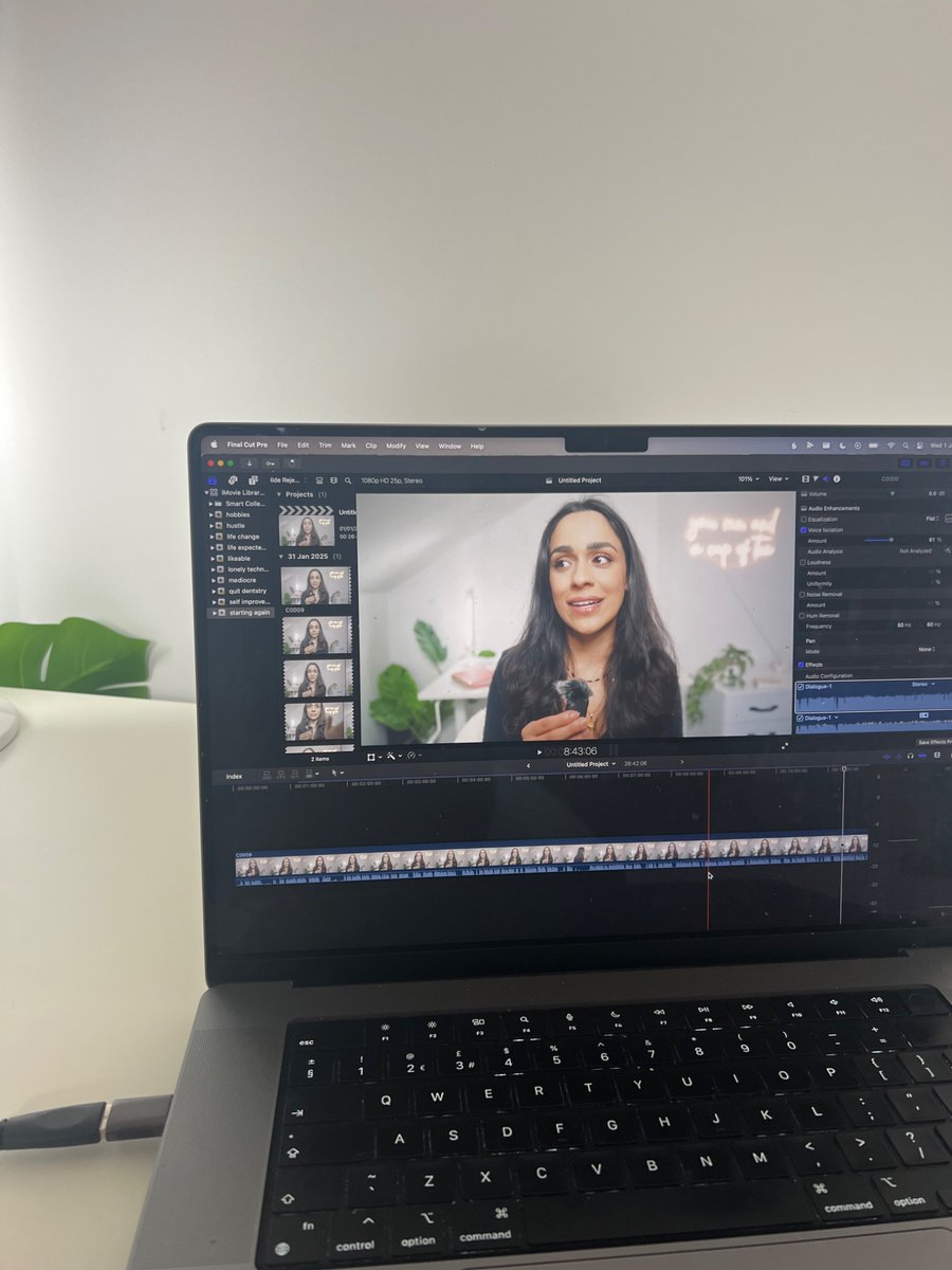 I started the year off by filming 2 videos back to back in under 40 mins (it used to take me 2 hours 🤦🏽‍♀️) 

Everyone told me that after a baby I’d have less time for things, but no one mentions how your productivity completely shifts because you have to use your time more