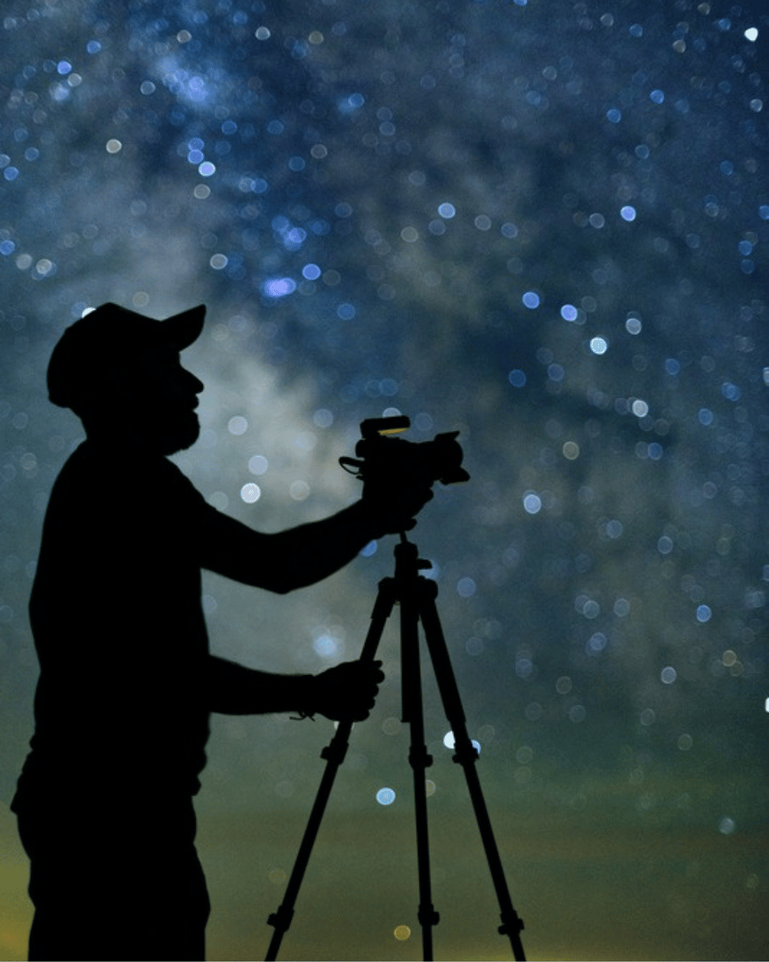 Zenderfull's tweet photo. Unlock the wonders of the universe tonight! What will you discover under the stars? 🌌  
-  
Découvrez les merveilles de l'univers ce soir! Qu'allez-vous découvrir sous les étoiles? 🌌  
#stargazing #adventure #zenderfull #zenderfullexperience https://t.co/uWO8UBc9uZ
