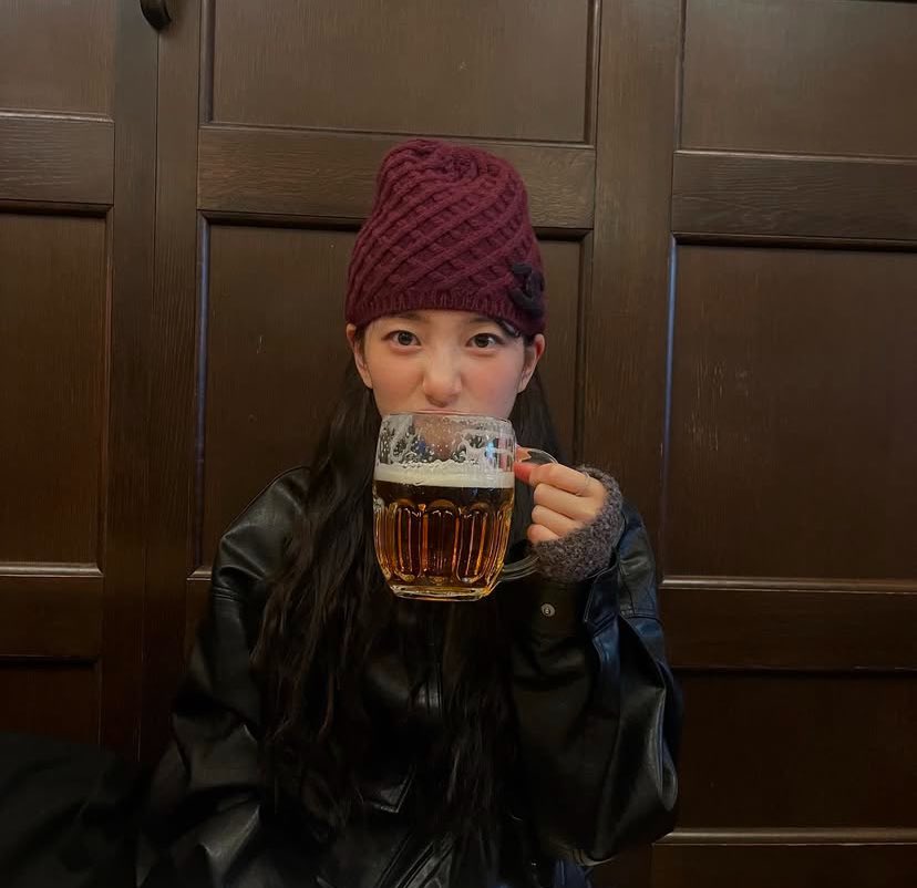thalyonfilm's tweet photo. gf bae suzy https://t.co/vJsp4U5LTX