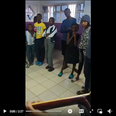 webradioscout's tweet image. 👉 fb.watch/wR0MaxRKTN/ ed ascolta FREEDOM con i nostri fratelli e sorelle scout e guide keniani, conosci il progetto HUIPALAS e supporta l'azione di una Capo Scout pugliese che da anni si spende per i suoi ragazzi keniani. 
Buona Strada e GRAZIE! ⚜️☘️