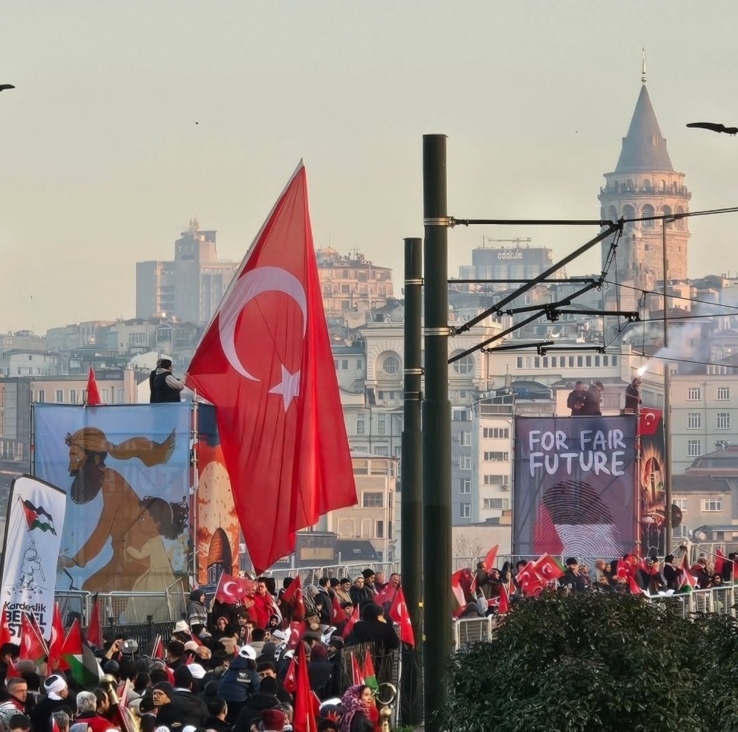 Dün Ayasofya, Bugün Emevi, Yarın Aksa...🤲

#ForFairFuture