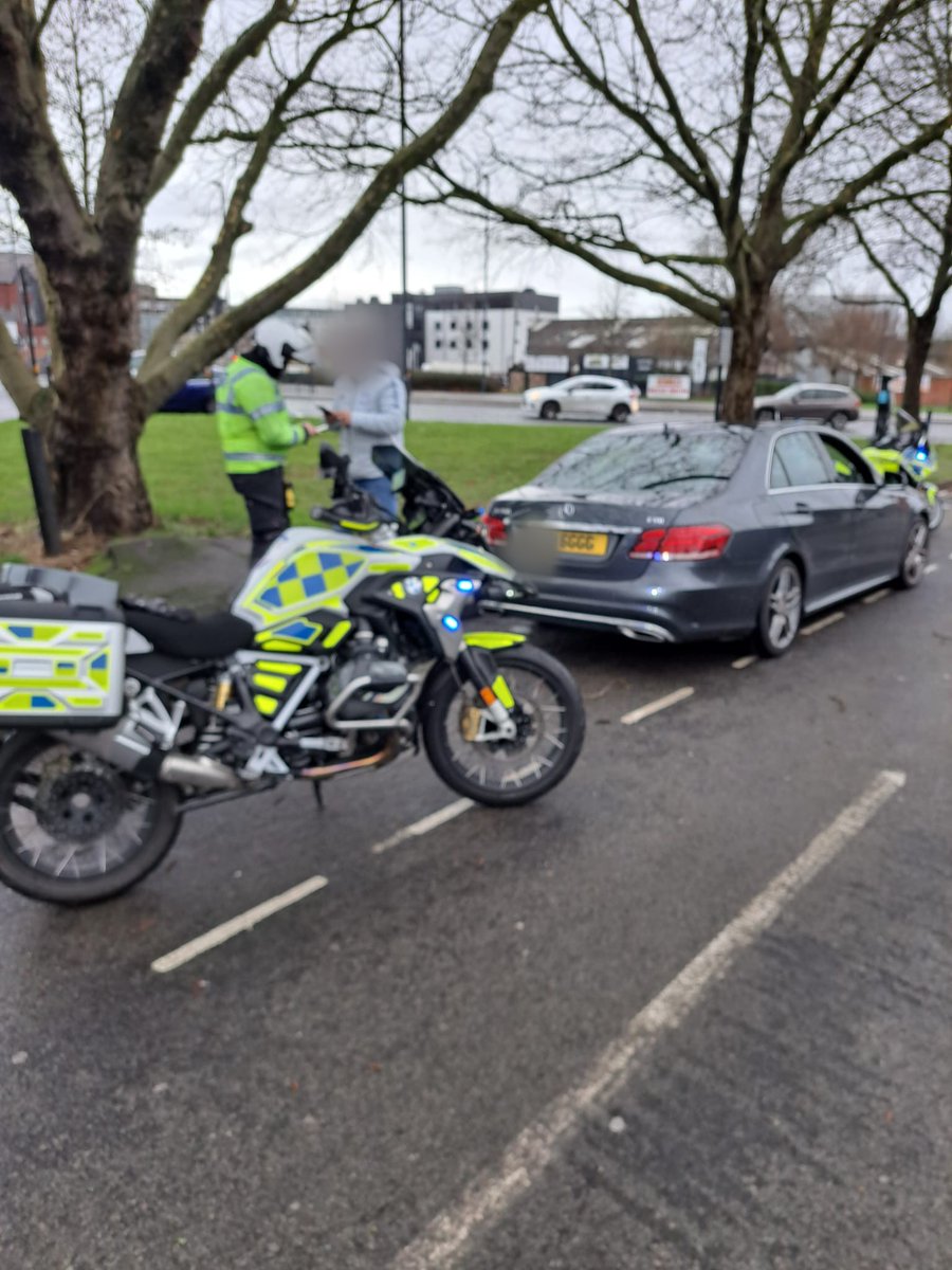 DerbysRPUBikers's tweet image. Our drink/drug drive campaign continues into the New Yr.
One stopped for illegal spaced number plate and another for mobile phone use.
Nothing is that important, that you have to use a phone while driving.
Points and a fine on their way.
#opsbikes
#fatal4