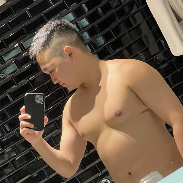 だいすけ tweet media