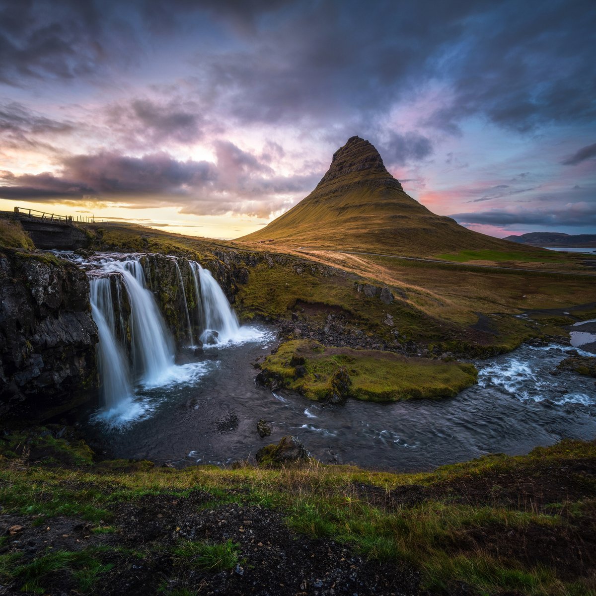 The iconic Mt. Kirkjufell in Iceland 🇮🇸