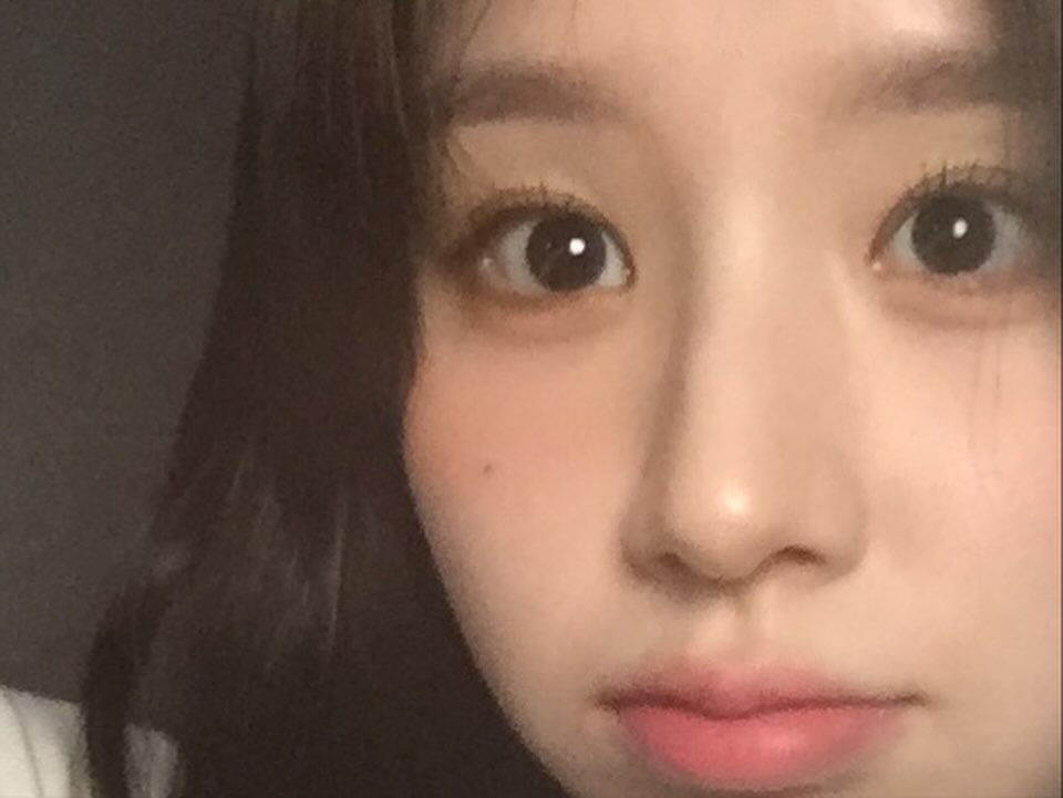 Heejin. tweet media